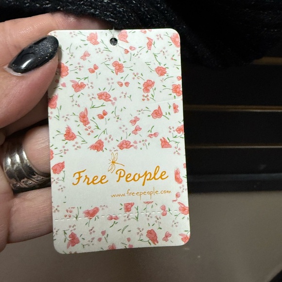 Free People Hooded Rib Knit Infinity Wrap Scarf NWT - Picture 7 of 10